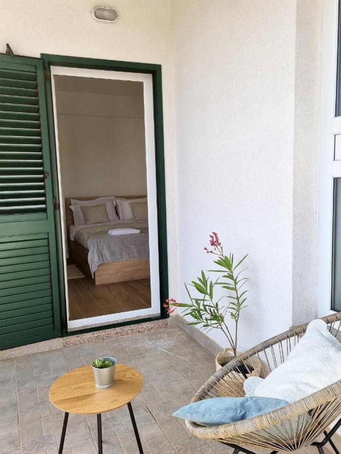 Lux Apartments Vodice Esterno foto