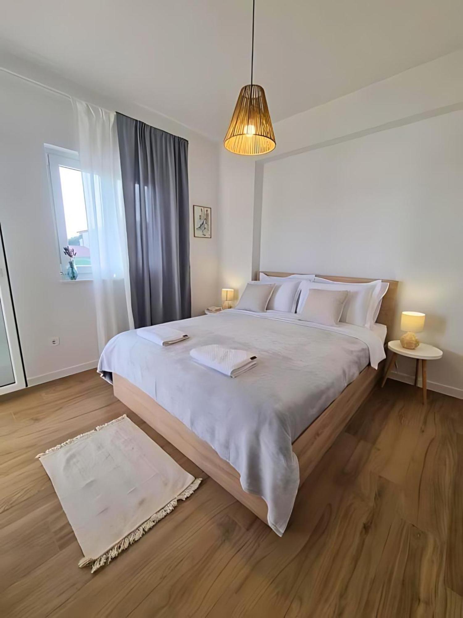 Lux Apartments Vodice Esterno foto